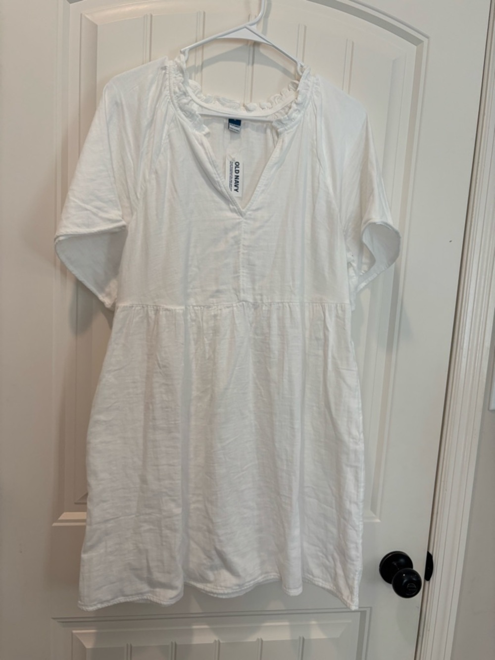 Old Navy White Ruffle Neck Babydoll Tunic